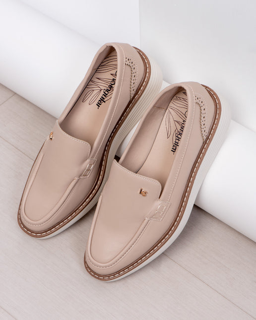 Casual Contender Beige